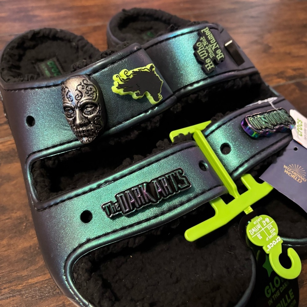 CROCS Dark Arts Harry Potter Iridescent Slides